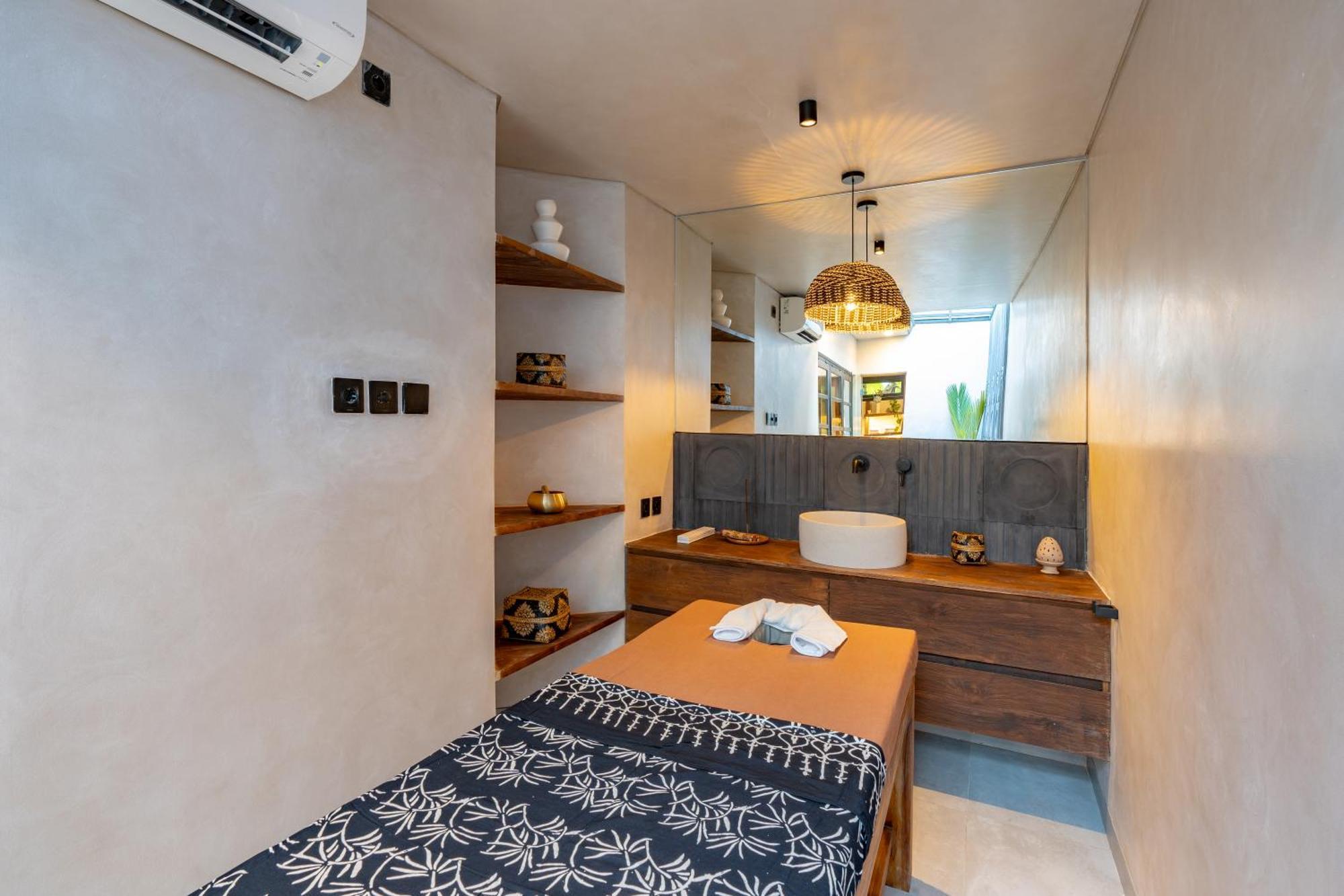 Zee Design Villa & Spa Sanur Экстерьер фото